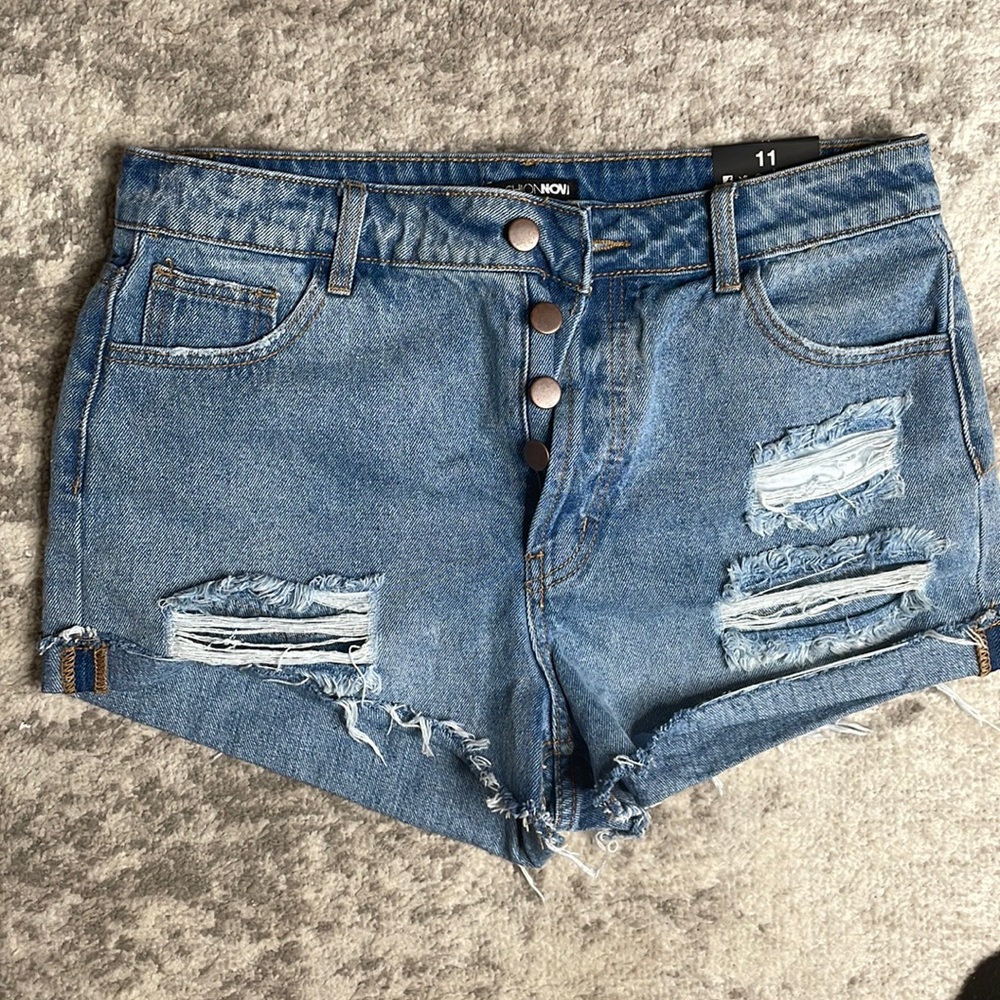 Fashion nova shorts